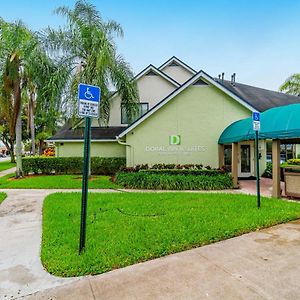 Doral Inn & Suites Miami Airport West
